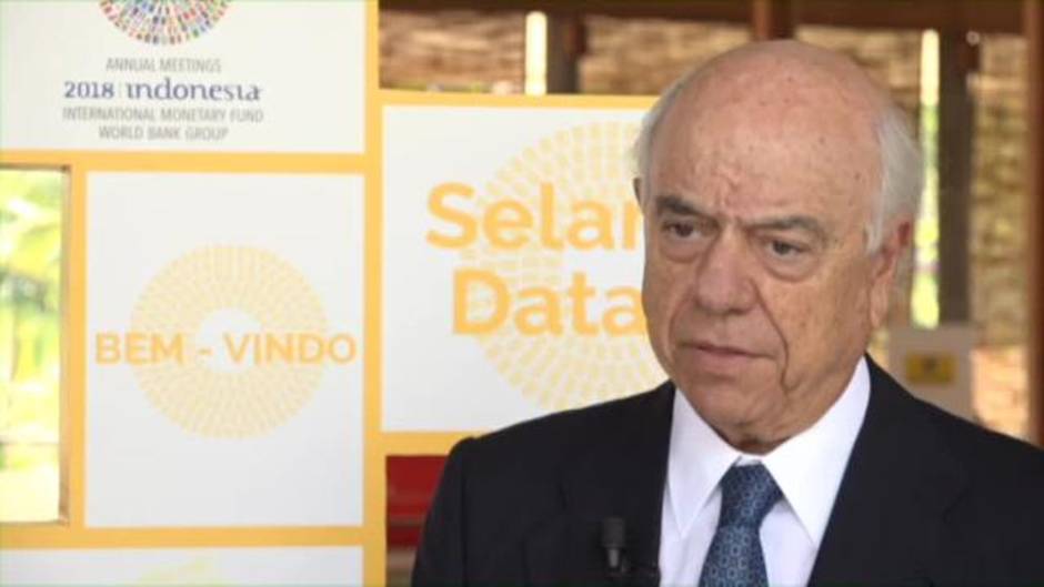 Francisco González reclama un nuevo marco regulador para que la cuarta revolución beneficie a toda la sociedad