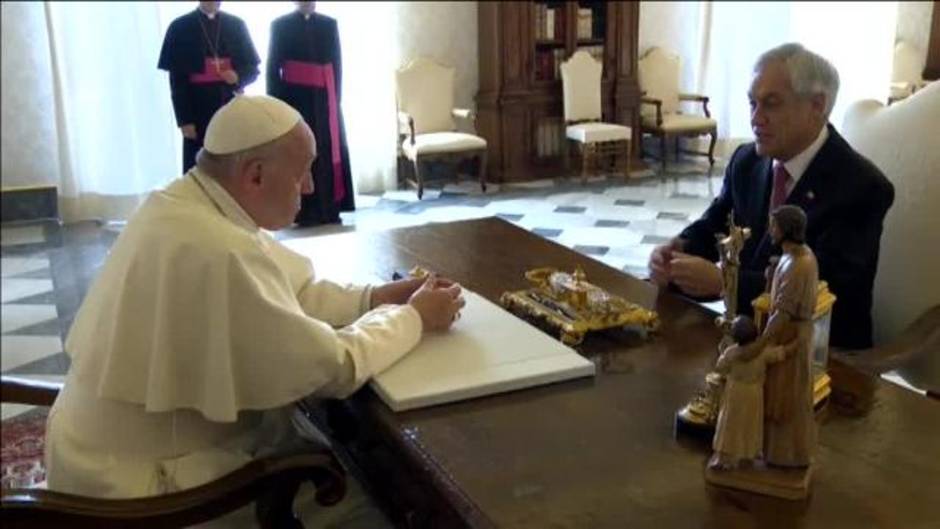 El presidente chileno Sebastián Piñera se reúne con el papa Francisco en el Vaticano