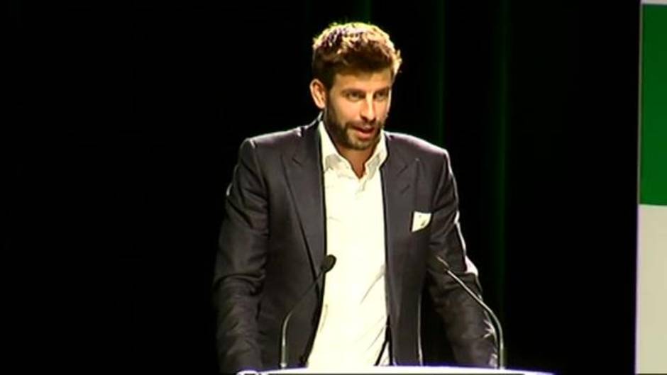 Piqué, protagonista absoluto en la presentación de la nueva Copa Davis