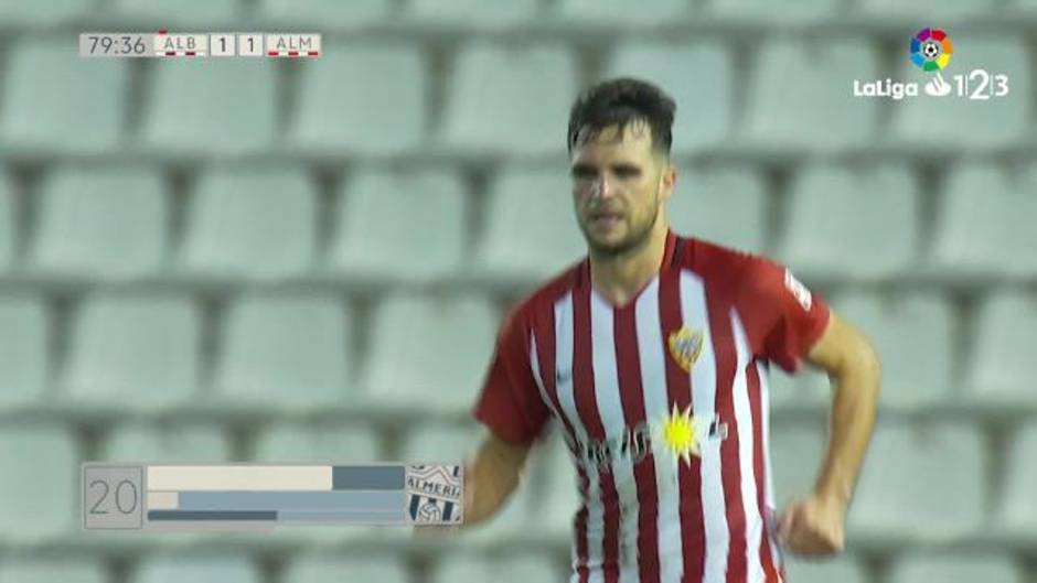 Álvaro Giménez consigue el empate para la UDA en el Albacete Balonpié 1-1 UD Almería