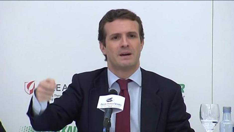 Casado dice que "hay que llevarse bien" con Trump