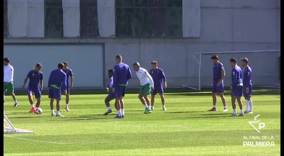 El Betis se entrena en la ciudad deportiva tras su derrota en Getafe