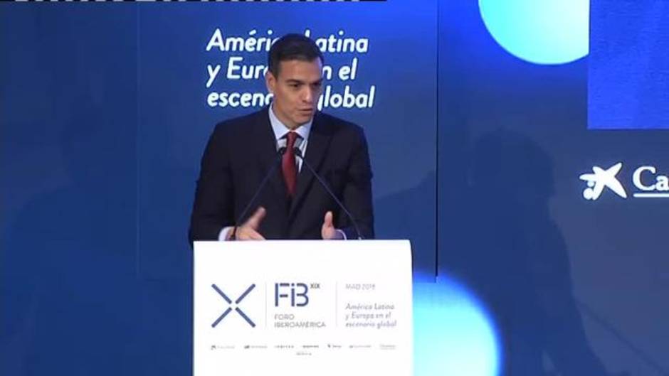 Pedro Sánchez: "Democracia también es que no paguen siempre los mismos"