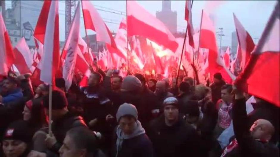 Multitudinaria manifestación nacionalista en Polonia