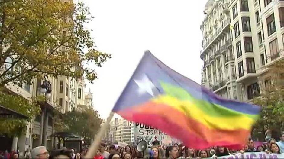 Los estudiantes en huelga contra el machismo en las aulas