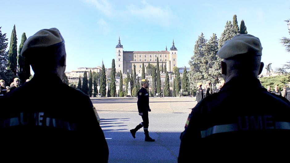 Clausura del curso básico de Emergencias de la UME