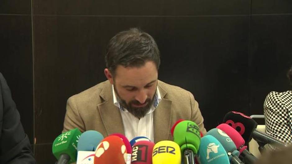 Abascal pide el cierre de Canal Sur para dar su apoyo