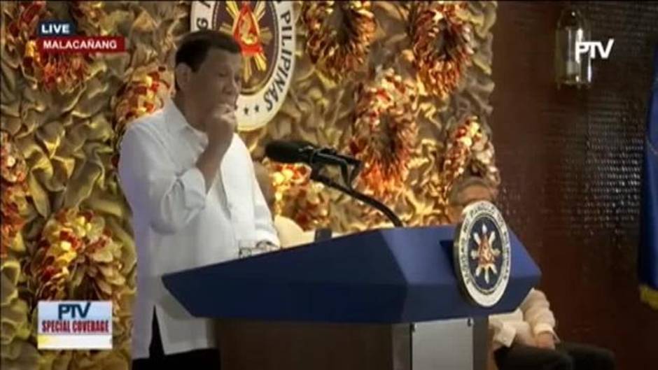 Duterte anima a los filipinos a matar obispos católicos