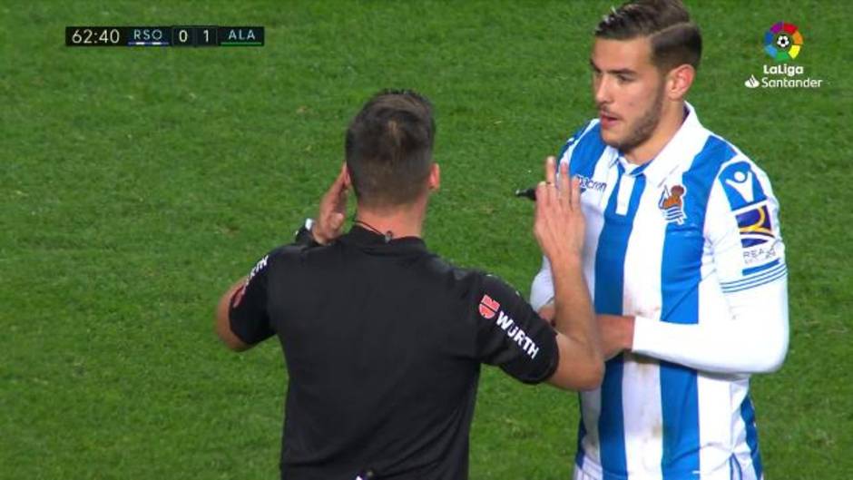 Polémica en el Real Sociedad 0-1 Alavés