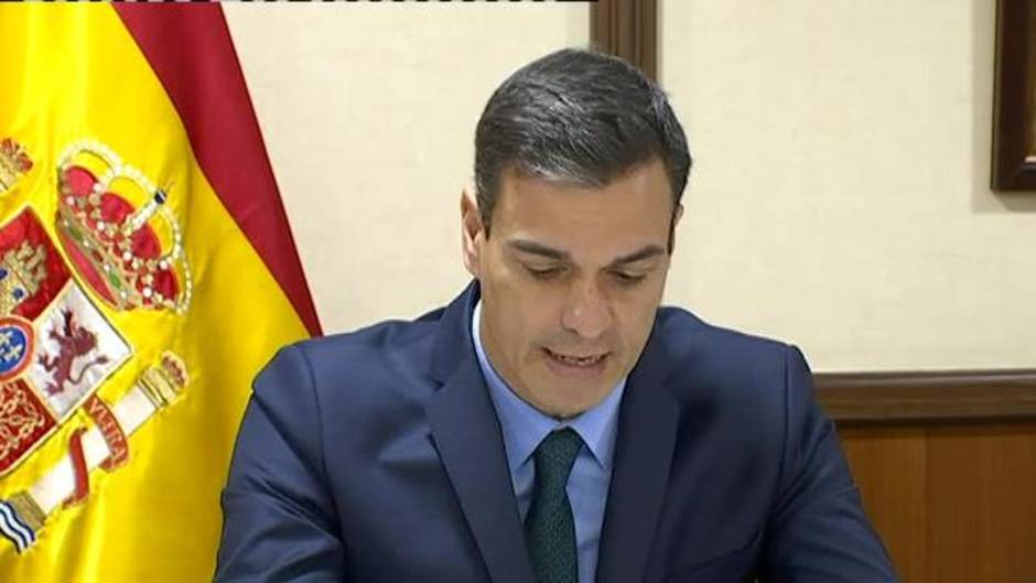 Pedro Sánchez felicita la Navidad a las tropas en el exterior