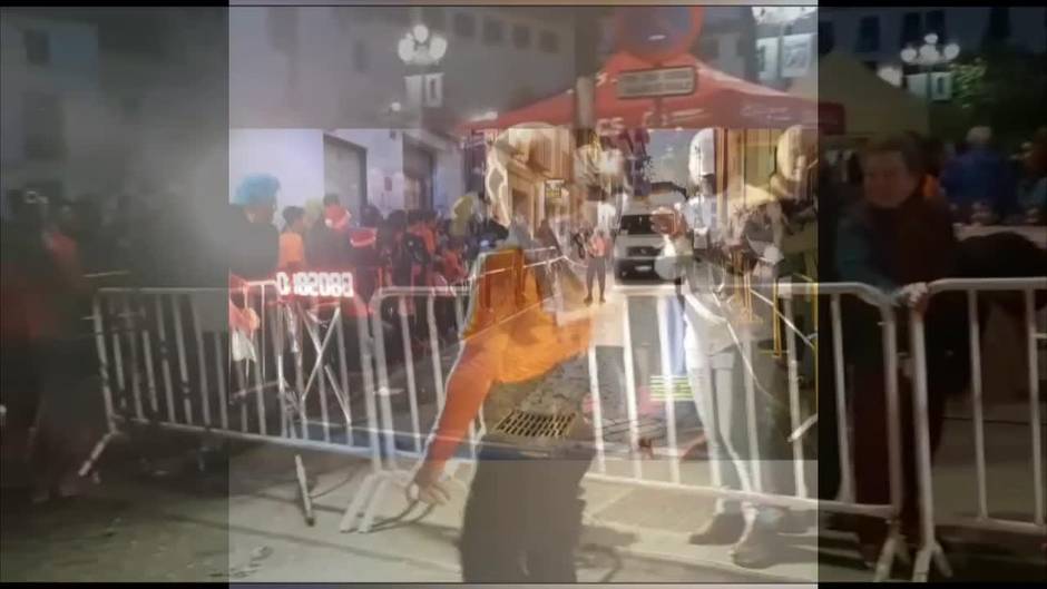 El vídeo viral del costalero corriendo en una carrera