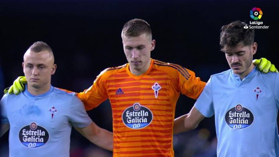 Minuto de silencio previo al Celta-Valencia