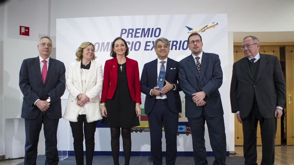 Luca de Meo pide al Gobierno un «marco estable» y «neutralidad tecnológica» para el automóvil