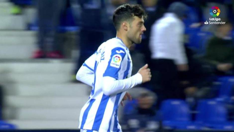 Cambio en Leganés, entra al campo José Arnáiz sustituyendo a Dimitrios Siovas