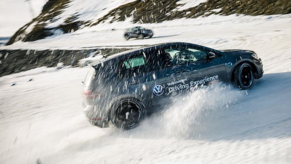 Cómo conducir sobre nieve y hielo de la mano de Luis Moya y Jordi Gené