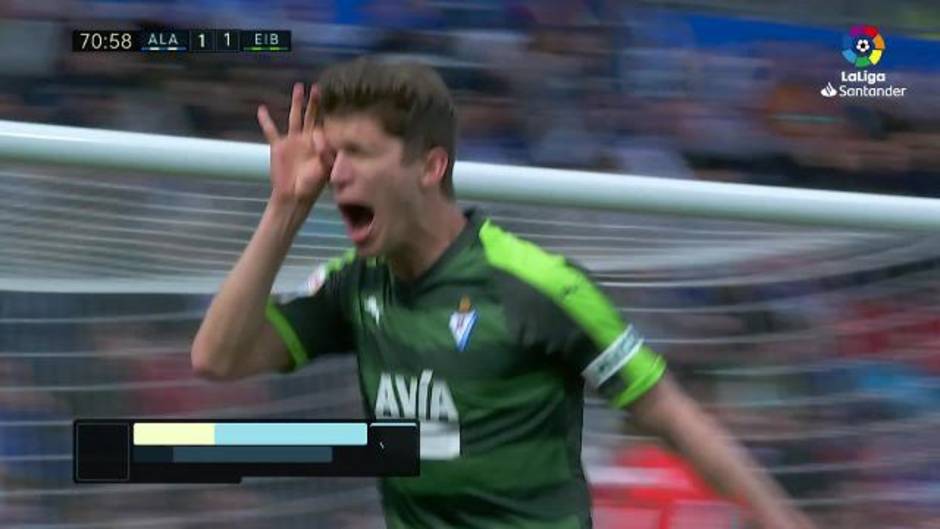 Gol de Cardona (1-1) en el Alavés 1 - 1 Eibar