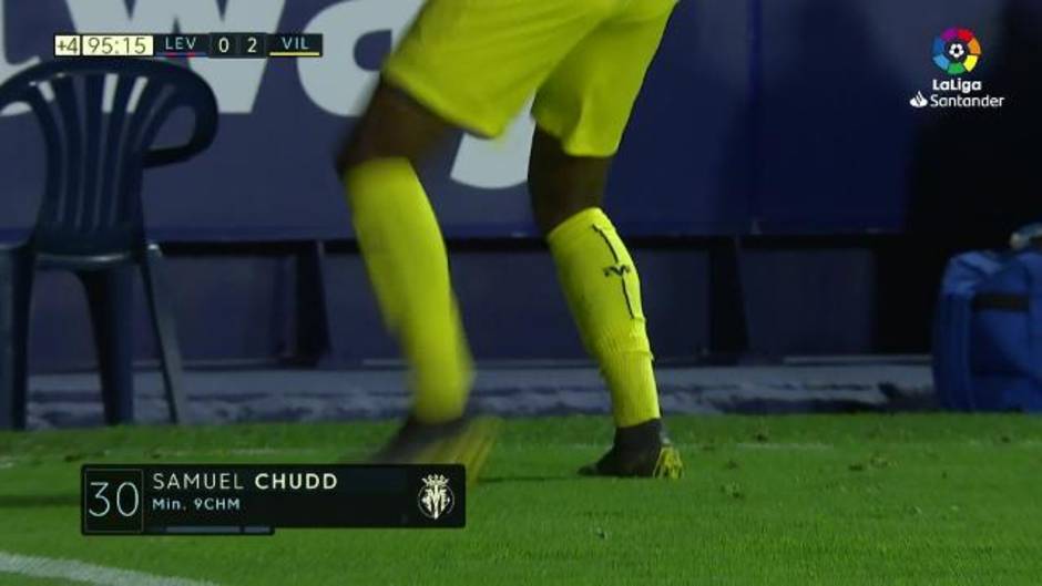 Gol de Samuel Chukwueze (0-2) en el Levante 0-2 Villarreal