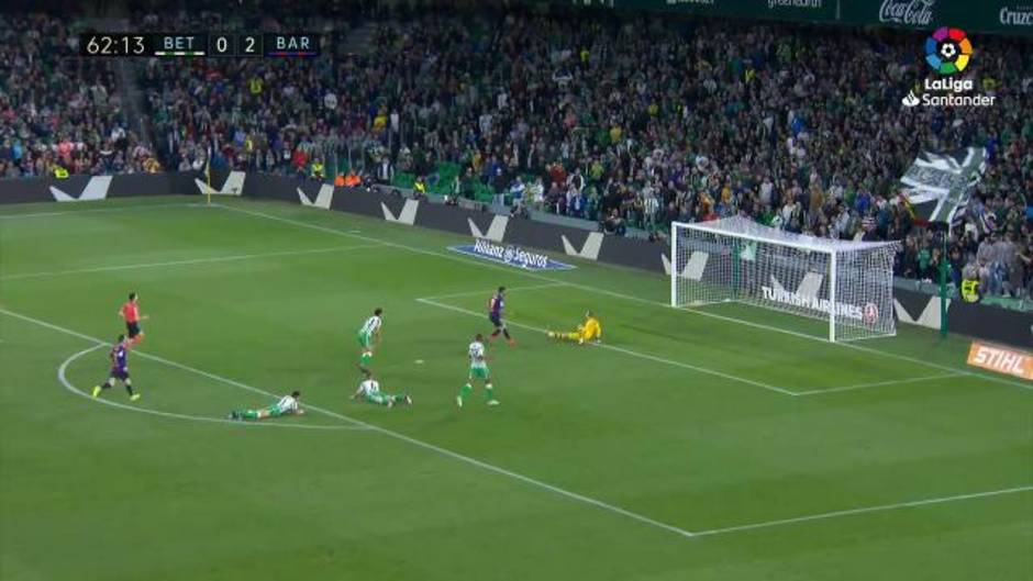 Gol de Luis Suárez (0-3) en el Betis 1-4 Barcelona