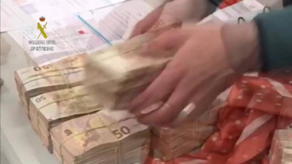 Guardia Civil interviene 300.000 euros en metálico sin declarar