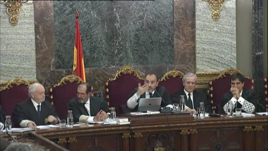 El teniente encargado del registro en Economía: "La comisión no podía ni moverse ni dar un paso"