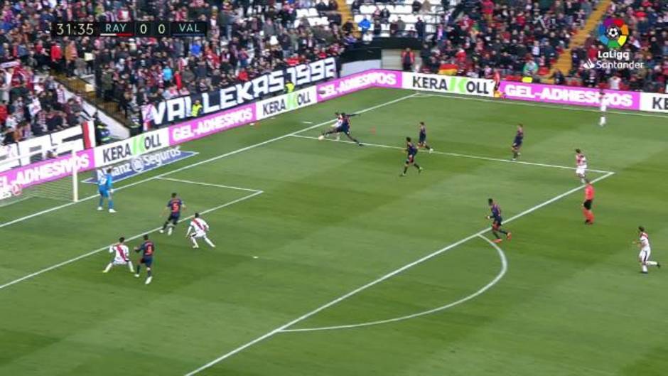 Gol de Raúl de Tomás (1-0) en el Rayo 2-0 Valencia