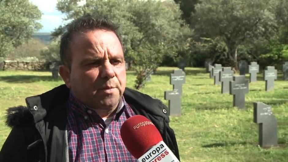 Investigan una profanación de tumbas en un cementerio de Cáceres