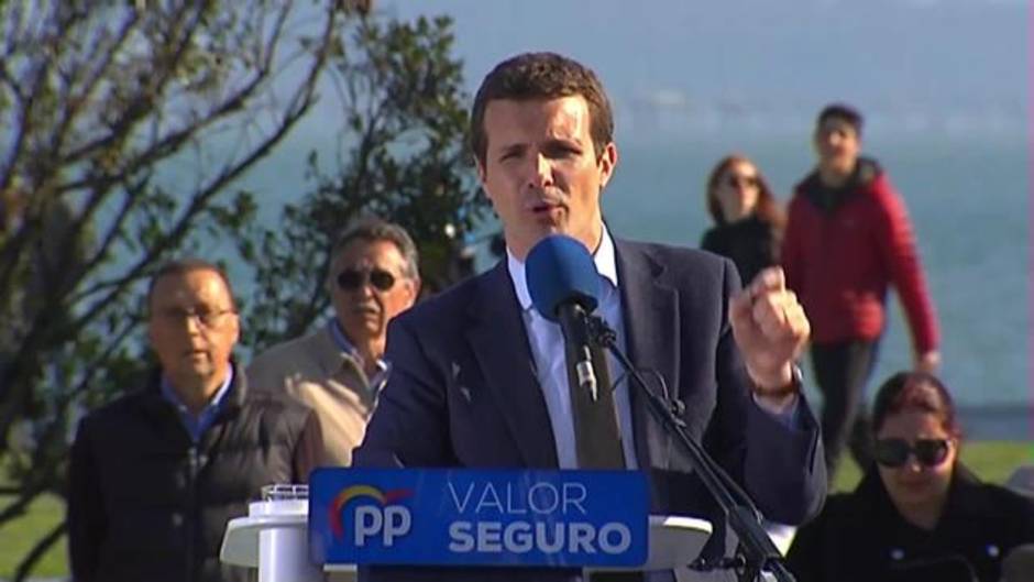 Casado pide "unir el voto" en torno a PP