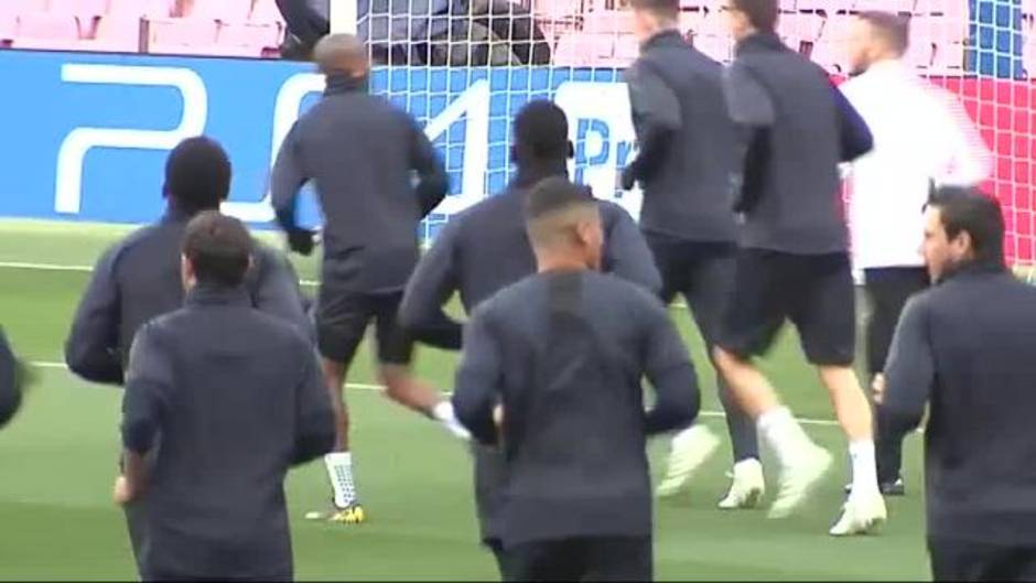 El Manchester United se prepara para el partido de vuelta de Champions en Barcelona