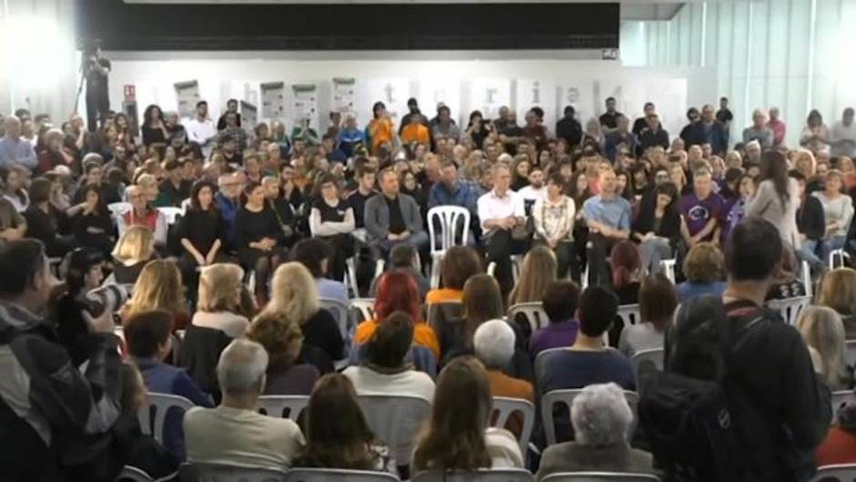 Montero pide voto para que PSOE no se "equivoque" y pacte con Cs