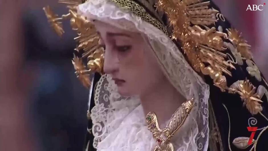 La Soledad de San Lorenzo a su paso por Campana