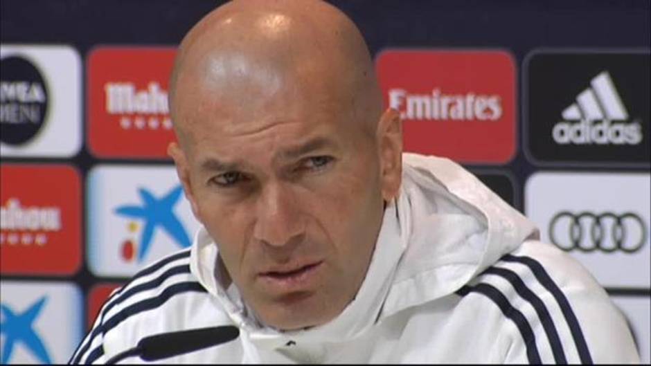 Zidane: "Nosotros tenemos 33 Ligas y el Barcelona, ¿cuántas?