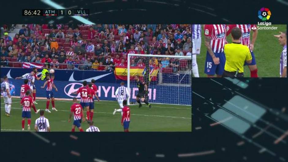 La polémica acción por la que el Valladolid pidió penalti en los últimos minutos del Atlético de Madrid 1-0 Valladolid