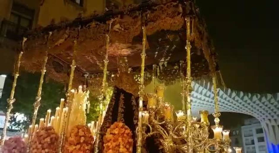 Buen Fin. La histórica salida de la Virgen de la Palma desde la Anunciación