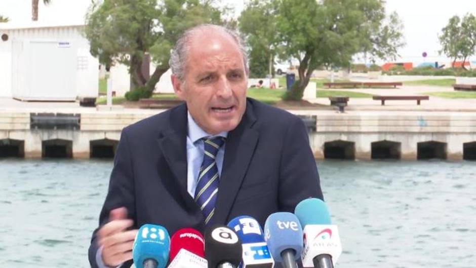 Camps asegura que Puig y Oltra: "van a pedir que me encarcelen"