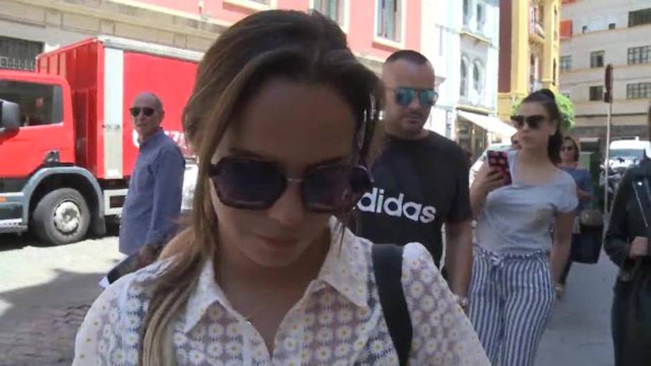 Gloria Camila zanja la comparación entre su madre e Isabel Pantoja