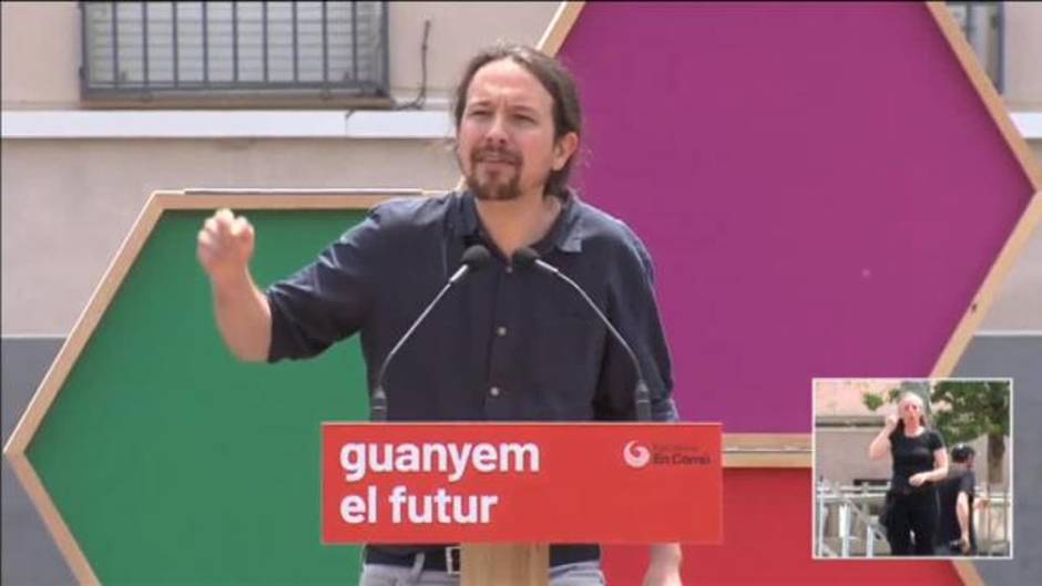 Iglesias y Colau reclaman a Sánchez que en Moncloa haya un gobierno progresista