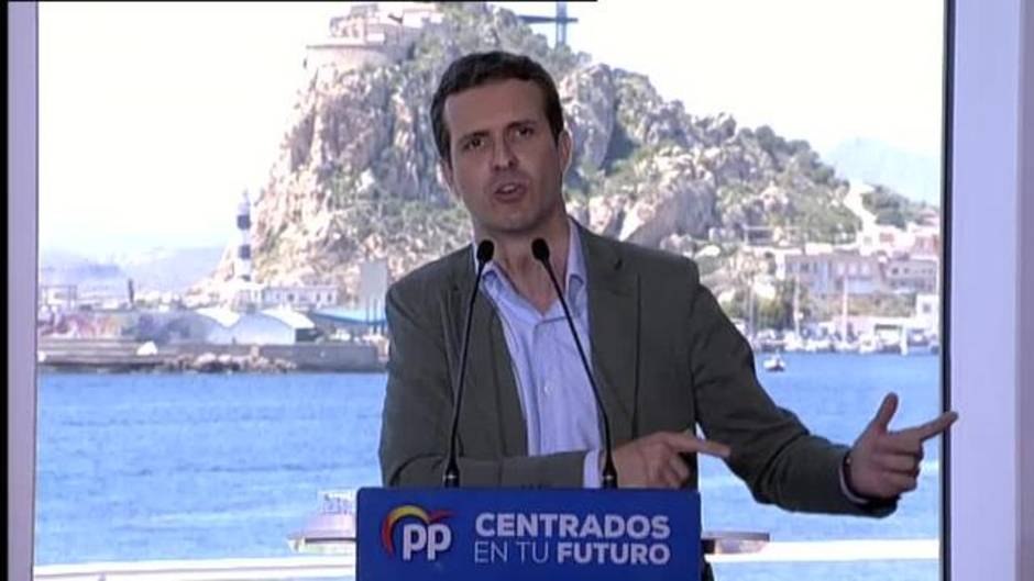 Casado ataque a Rivera: "Que otros peleen por ser líder de la oposición, yo me peleo por ser presidente del Gobierno de España"