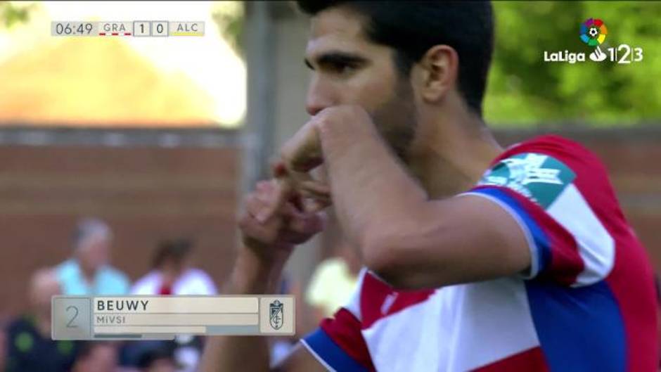 LaLiga 123 | Bernardo marcó el primer tanto del partido Granada CF 2 - 1 UD Alcorcón