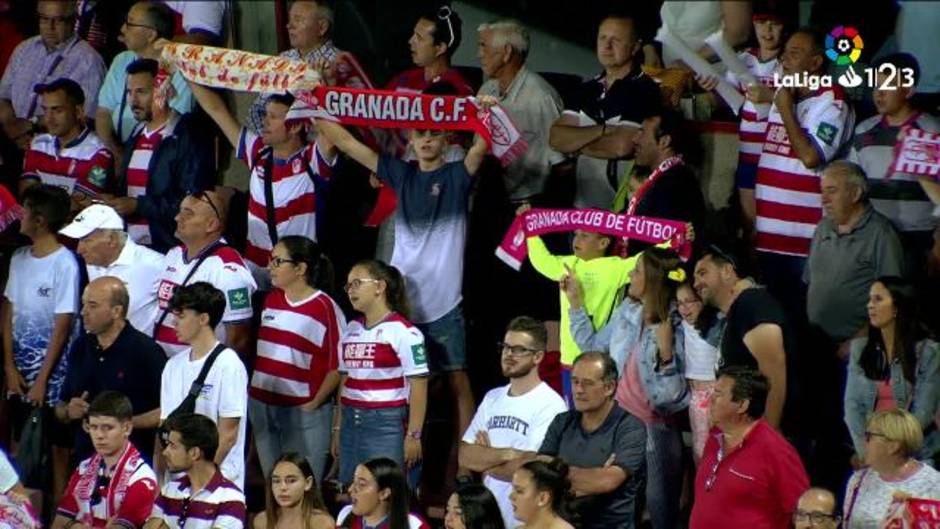 LaLiga 123 | Fiesta en Los Cármenes tras terminar el partido Granada 2- 1 Alcorcón