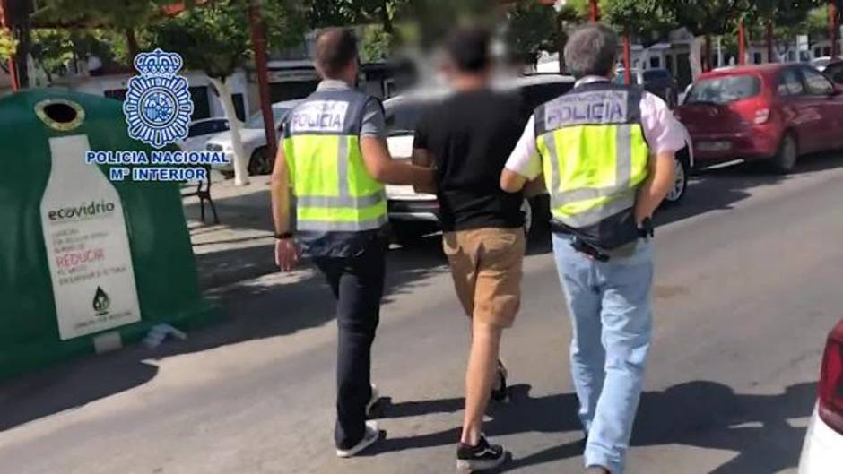 Detenido en Coria un hombre por degollar a un hombre en México