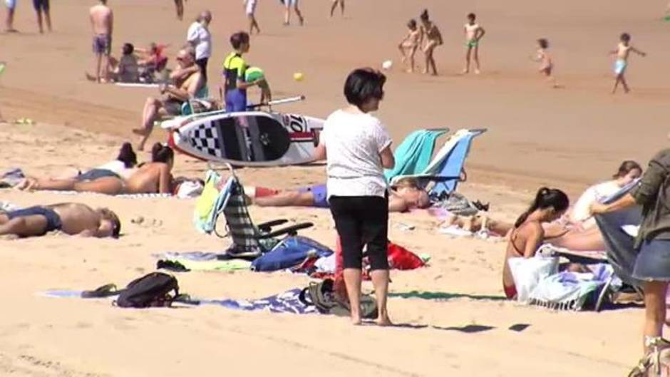 El sol se apodera de San Sebastián y da comienzo a la temporada de playa