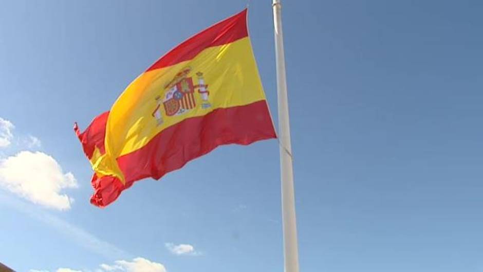 Izado solemne de la bandera de Colón por el quinto año de reinado de Felipe VI
