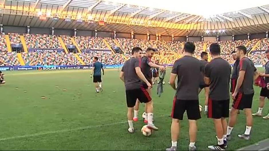 La sub-21 completa el último entrenamiento antes de la gran final