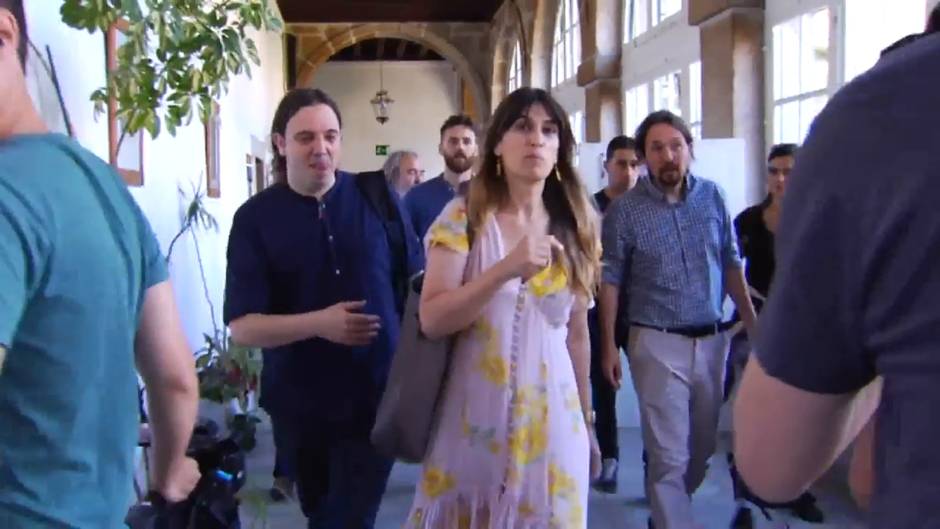 PSOE ofrece un pacto programático a Podemos en un gobierno monocolor