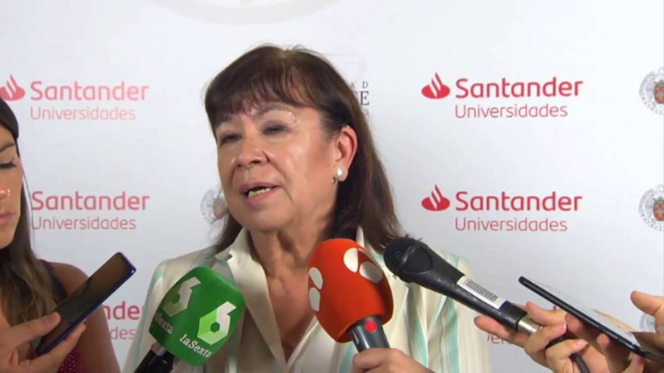Narbona dice que los españoles ganarían "con un gobierno progresista"