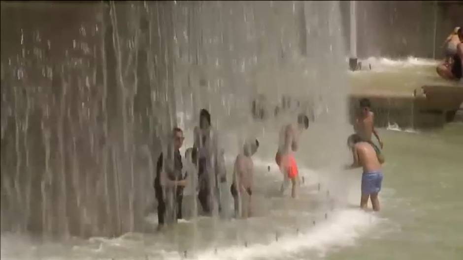 París podría alcanzar hoy los 42 grados por primera vez en su historia