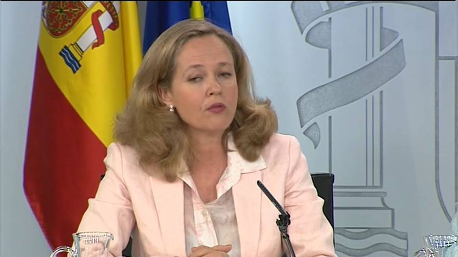 Calviño: "La falta de Gobierno operativo tiene un coste"