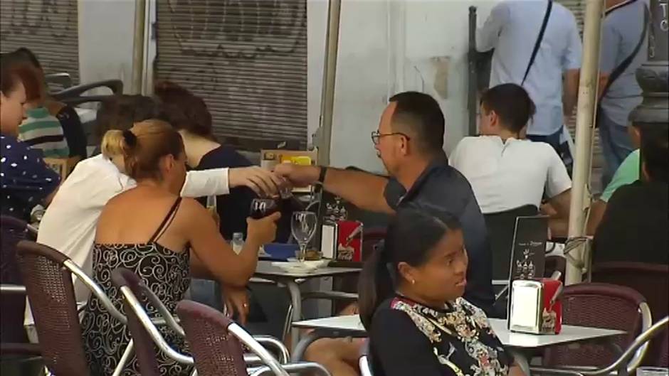 El pequeño comercio desaparece del centro de Valencia