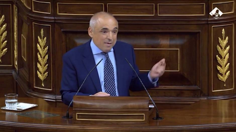 El PSOE proclama en el Congreso que Podemos no es de fiar