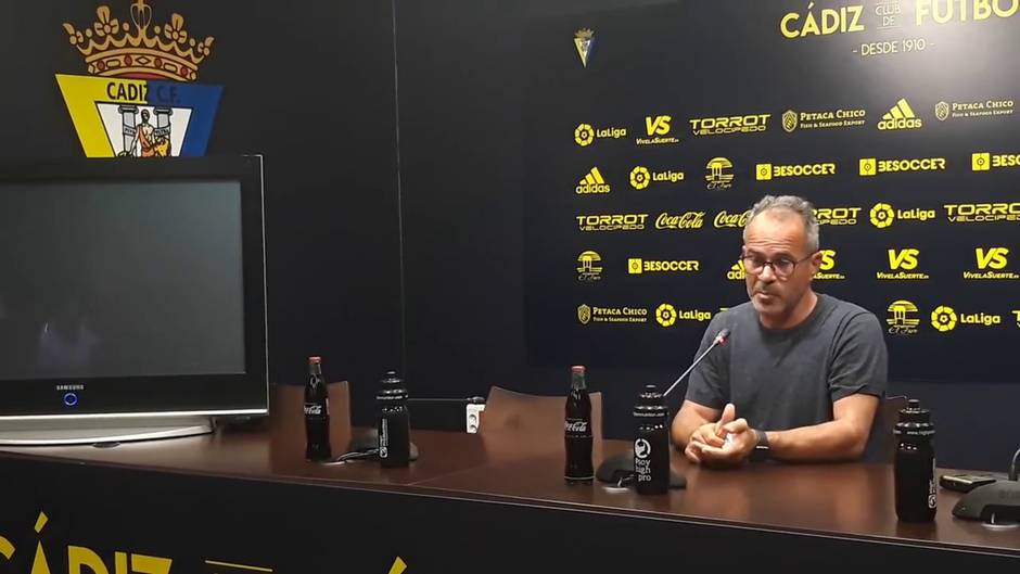 Cervera analiza el mercado veraniego antes del partido del Cádiz CF ante el Racing de Santander